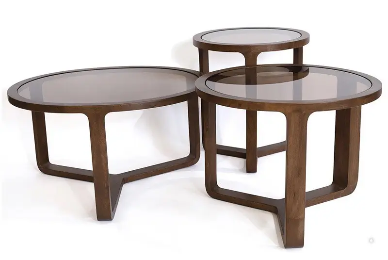 שלישיית אגוז -זכוכית מעושנת