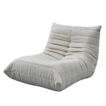 כורסא | ניקיטה ארוג